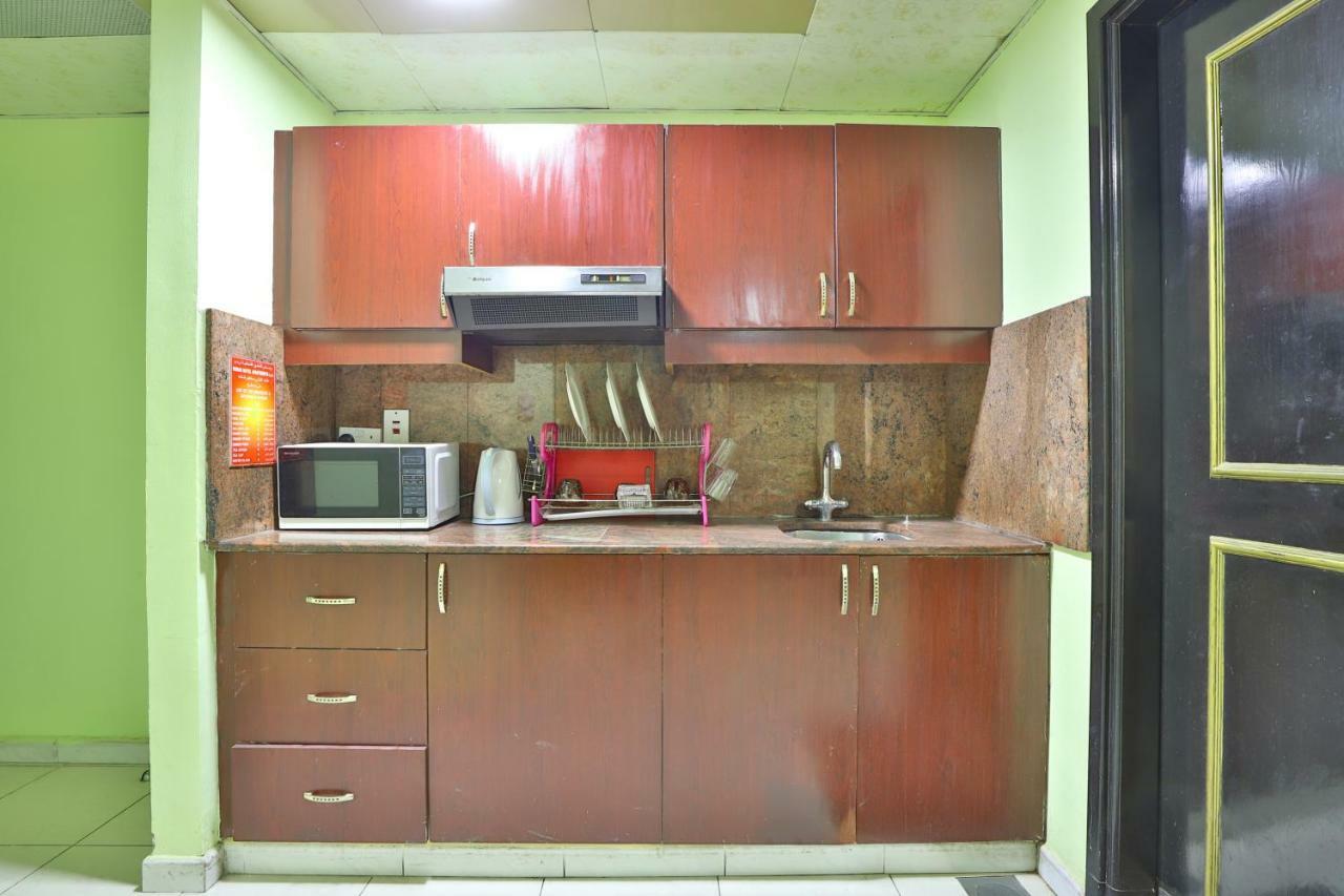 Oyo 261 Remas Hotel Apartment 두바이 외부 사진